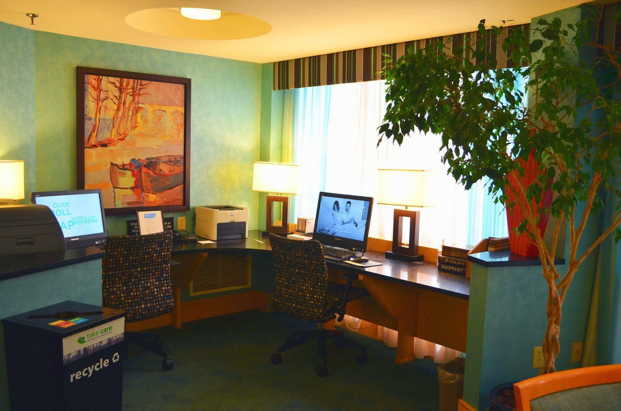 Hampton Inn By Hilton Harrisburg West Меканиксбърг Екстериор снимка