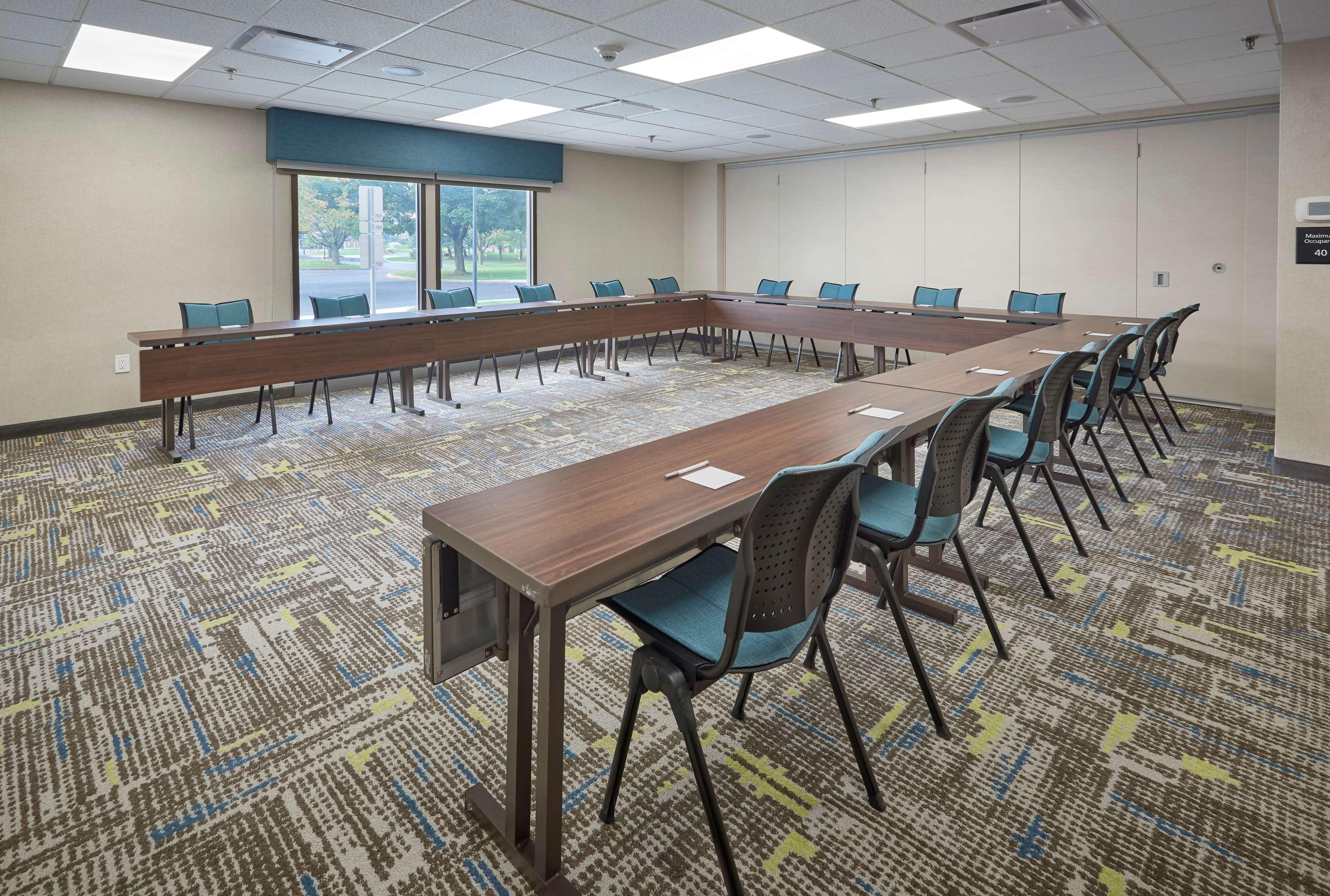 Hampton Inn By Hilton Harrisburg West Меканиксбърг Екстериор снимка