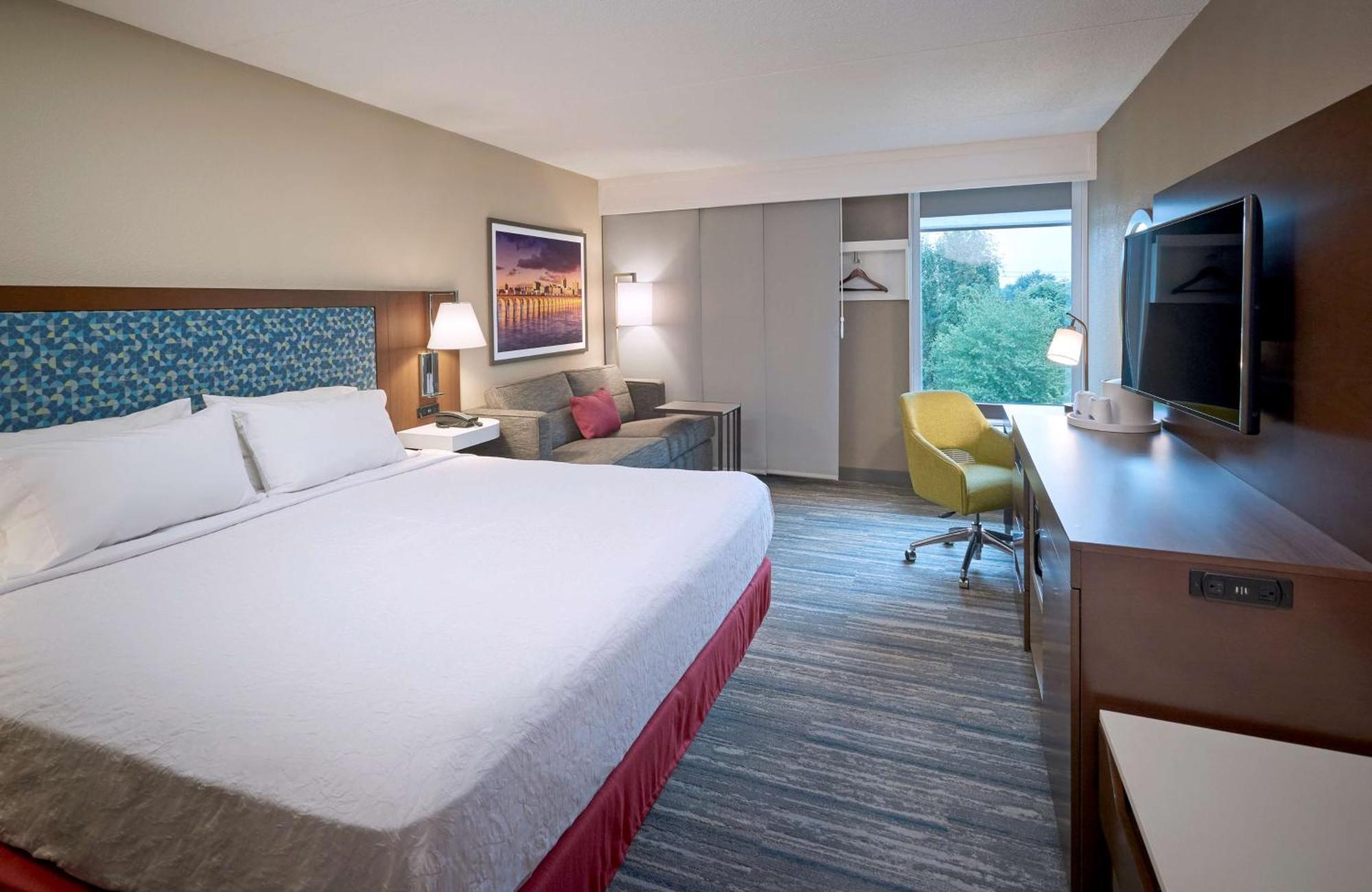 Hampton Inn By Hilton Harrisburg West Меканиксбърг Екстериор снимка