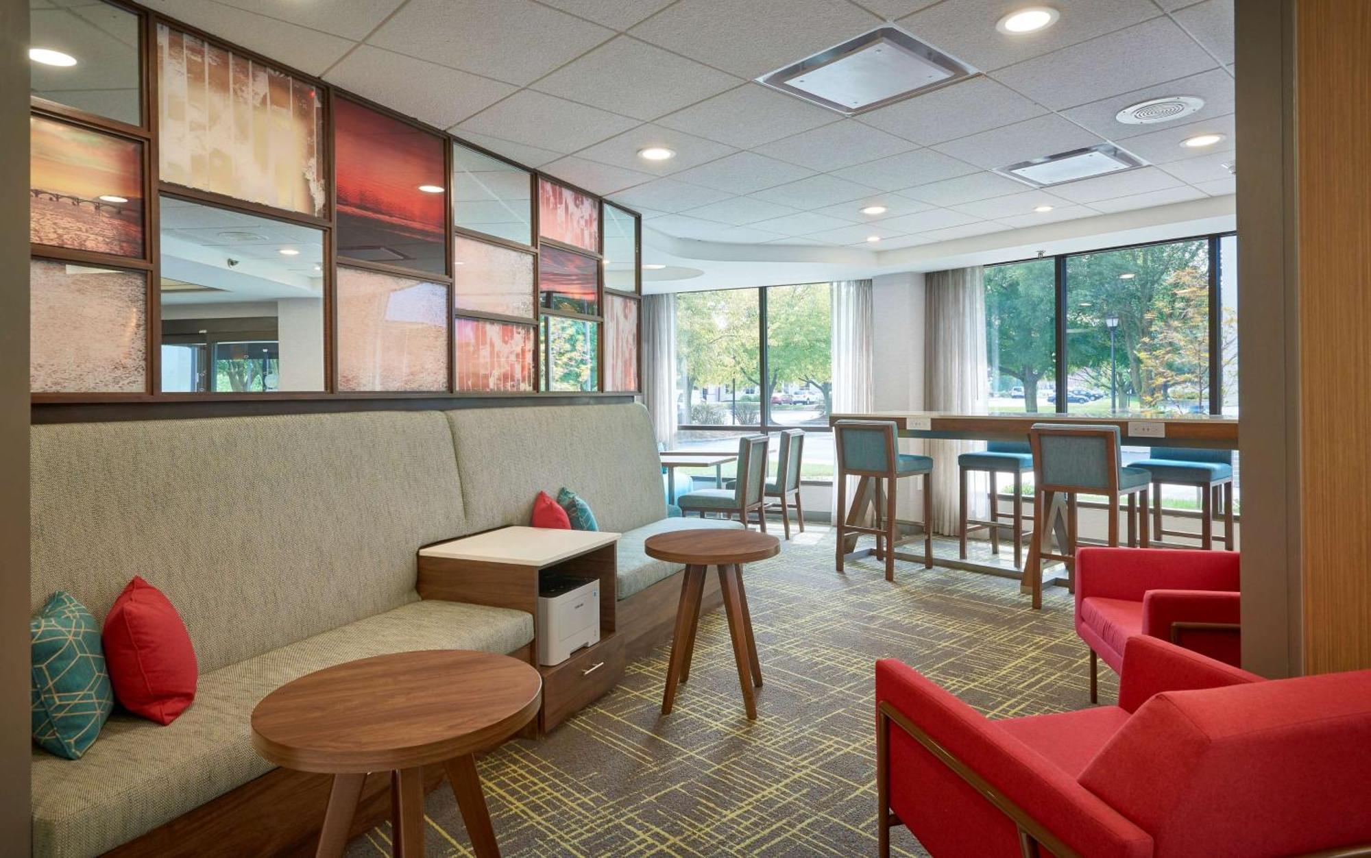 Hampton Inn By Hilton Harrisburg West Меканиксбърг Екстериор снимка