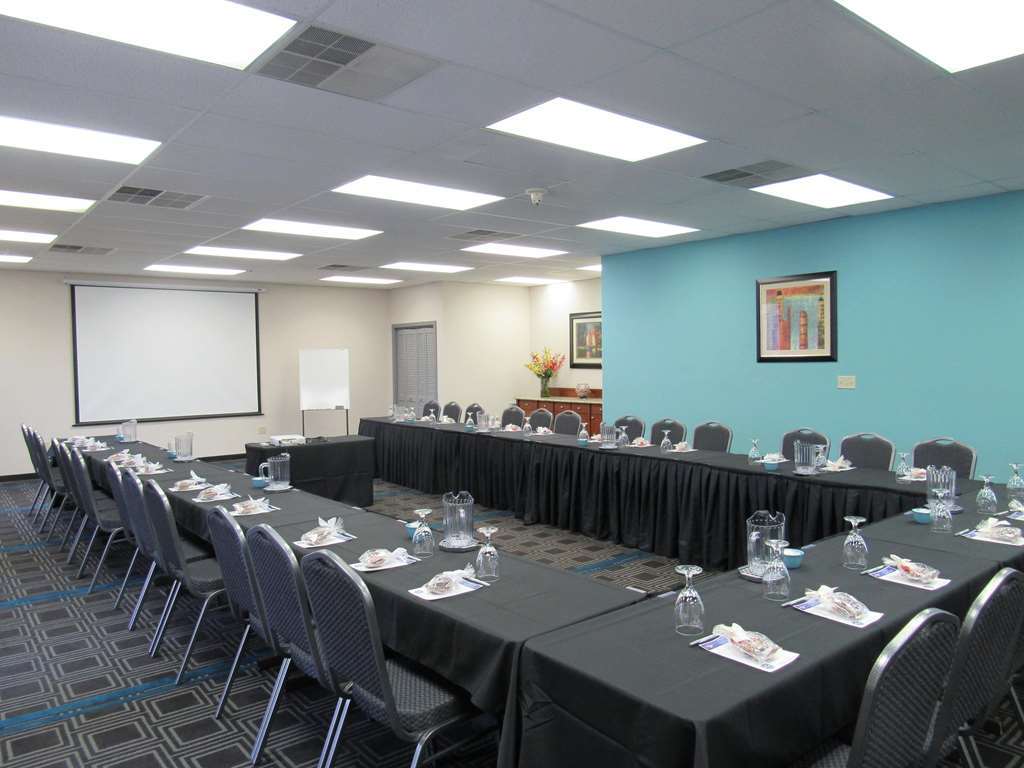 Hampton Inn By Hilton Harrisburg West Меканиксбърг Съоръжения снимка
