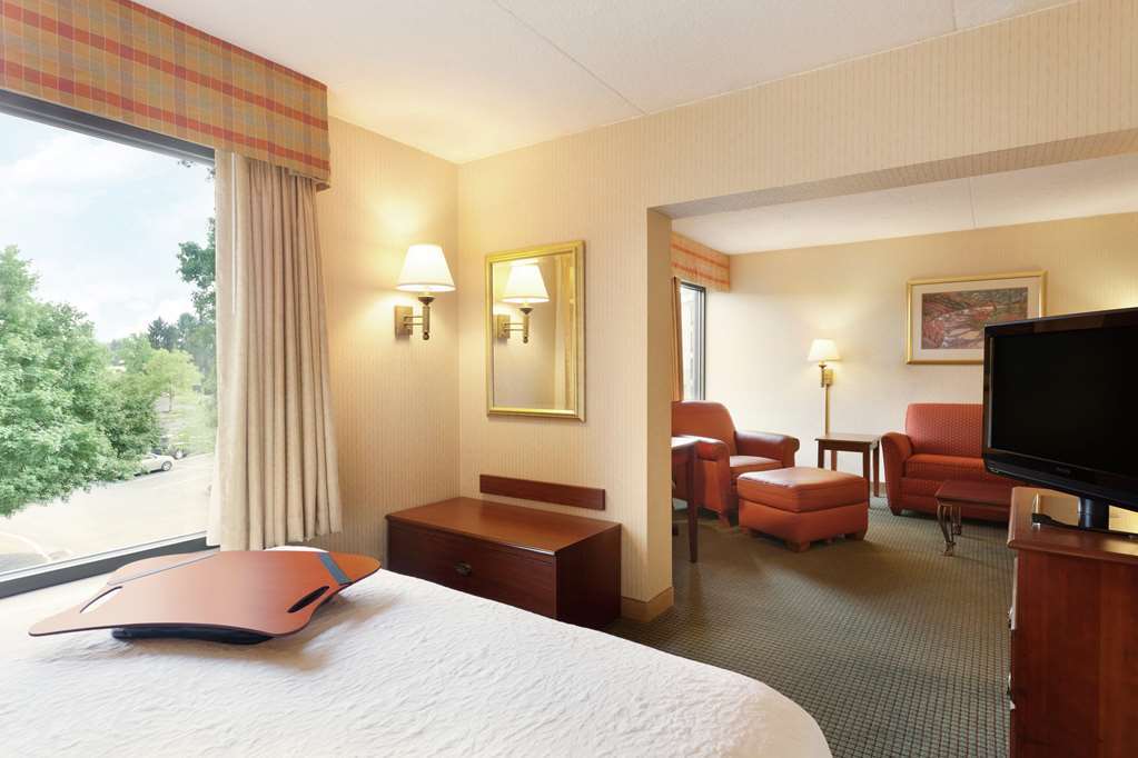 Hampton Inn By Hilton Harrisburg West Меканиксбърг Стая снимка